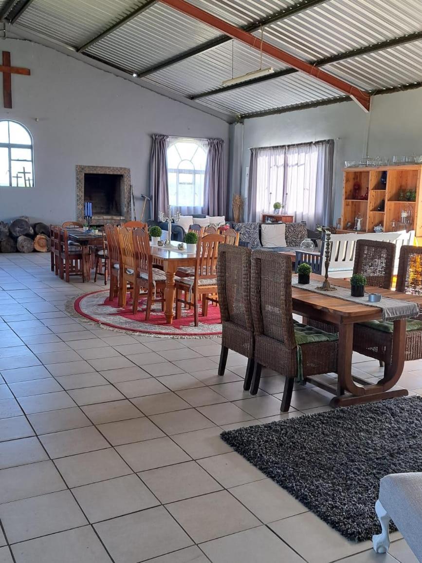 Cadeau Hiking And Accommodation Witelsbos Exterior photo